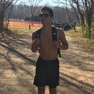 Meet your Posher, Aaron